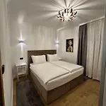 Luxury Zola Apartamento